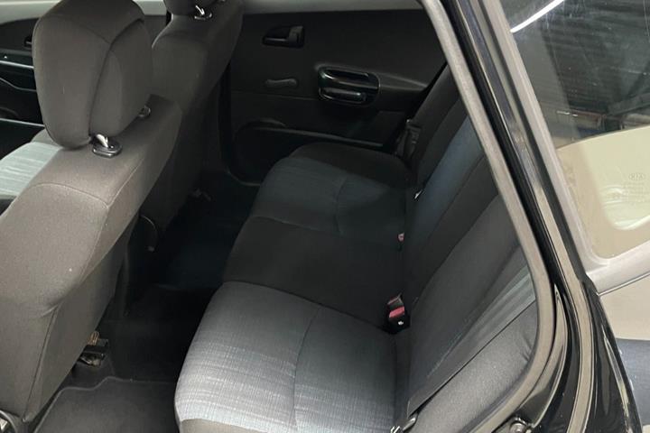 Sort Kia Ceed fra 2010