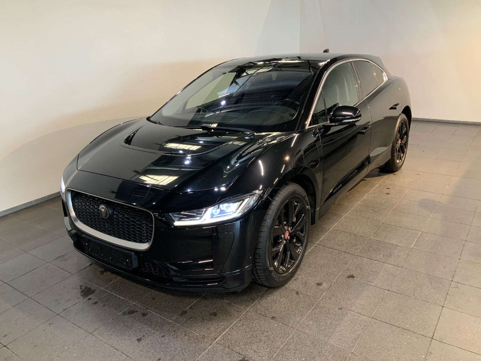 Sort Jaguar I-Pace fra 2019