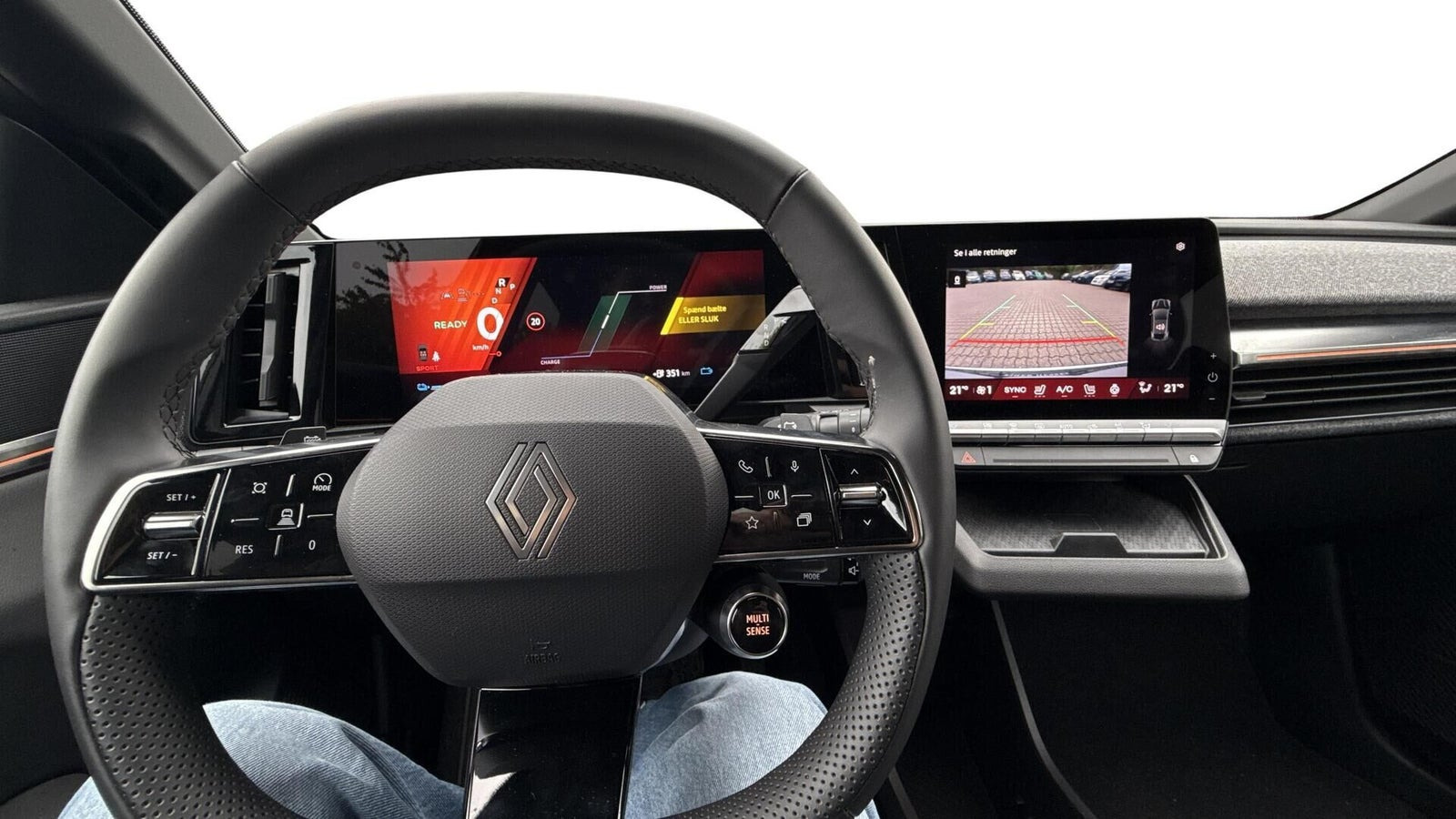 Hvid Renault Megane E-Tech fra 2026