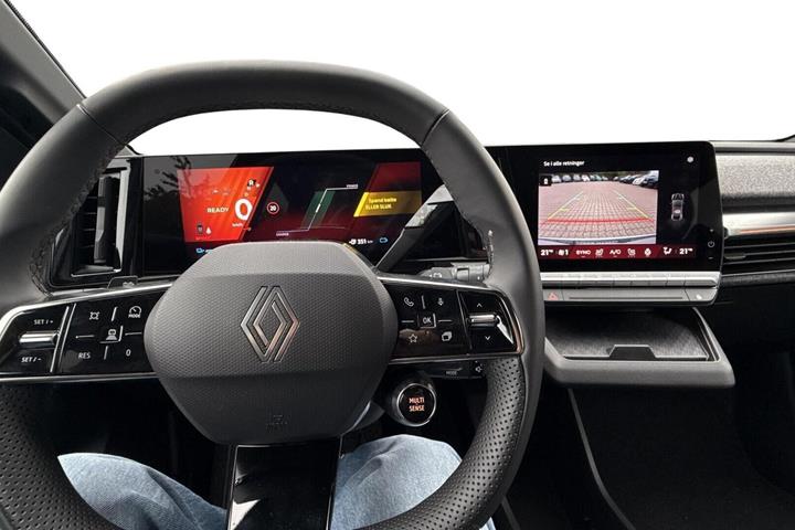 Hvid Renault Megane E-Tech fra 2026