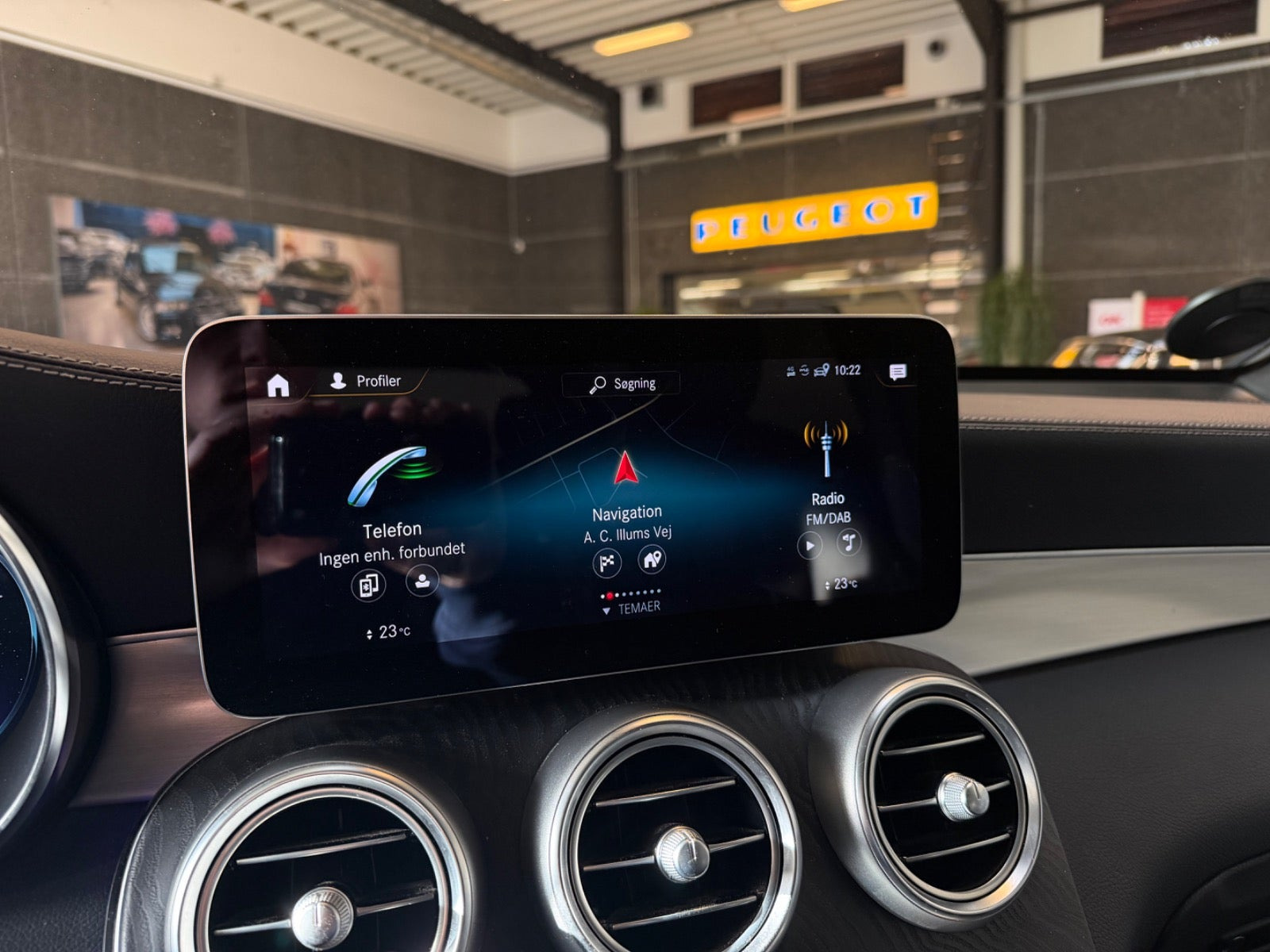 Hvid Mercedes GLC300 de fra 2021