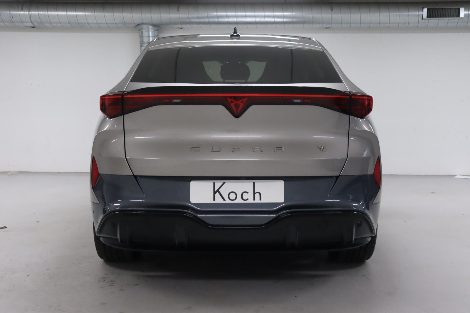 Beige Cupra Tavascan fra 2024