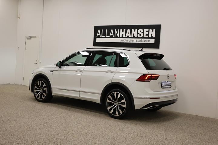 Hvid VW Tiguan fra 2019