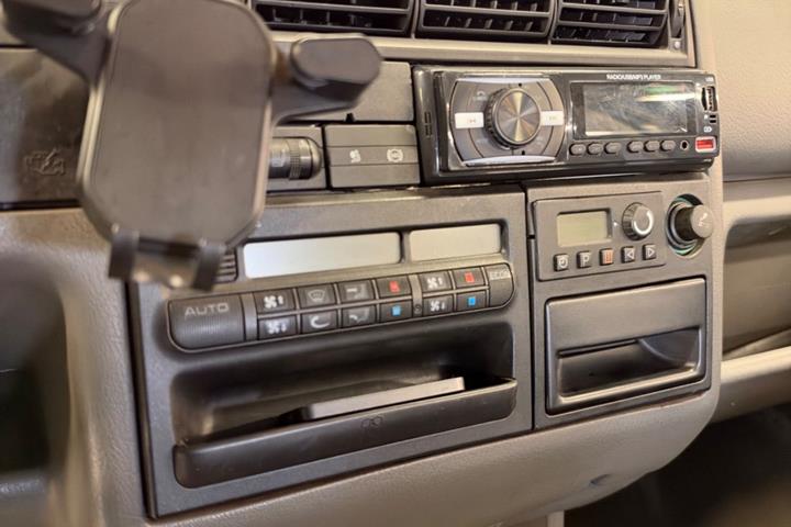 undefined VW Caravelle fra 1997
