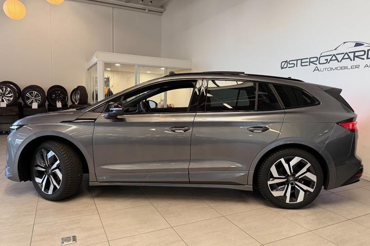 Grå Skoda Enyaq fra 2026
