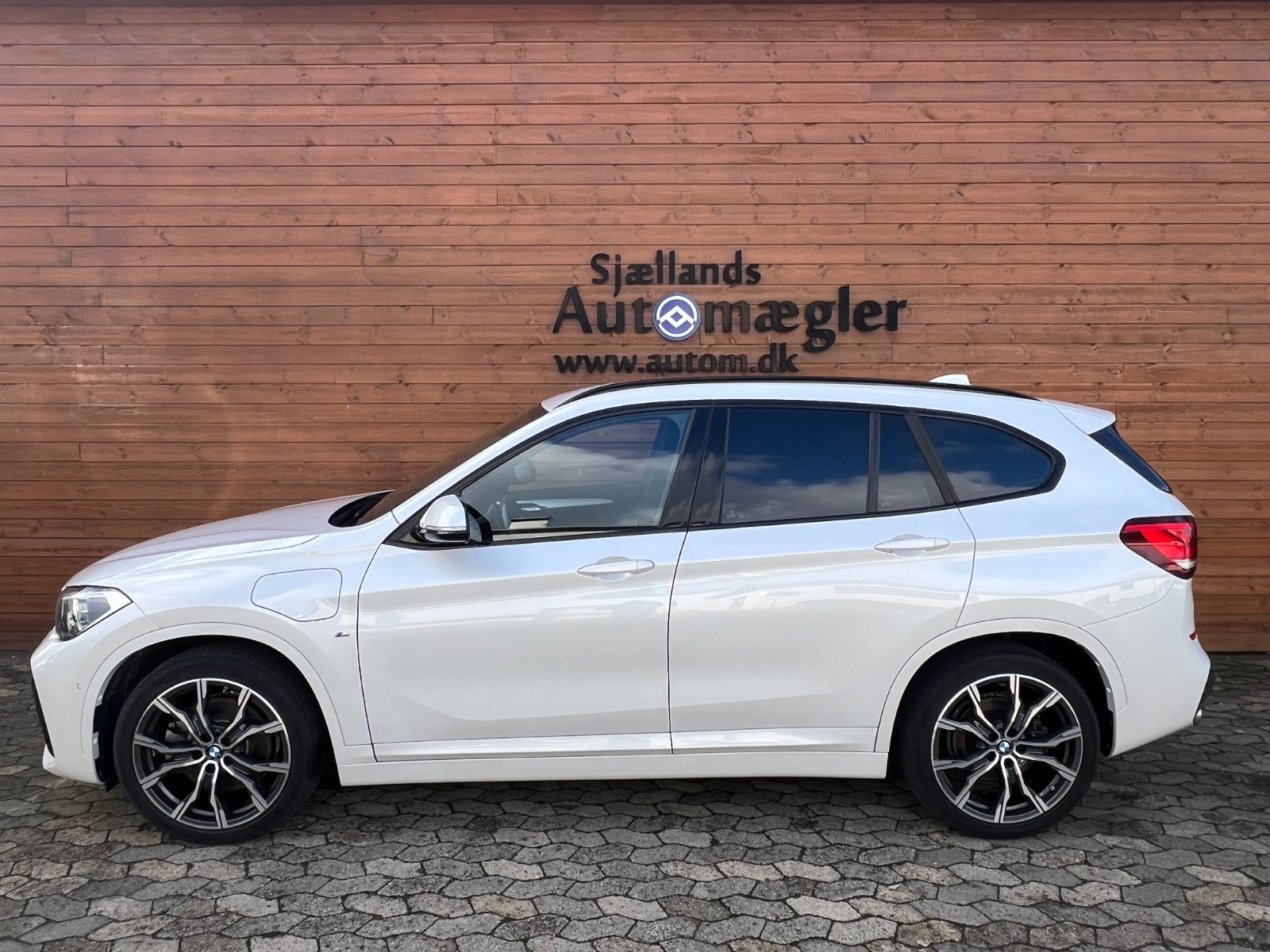 undefined BMW X1 fra 2021