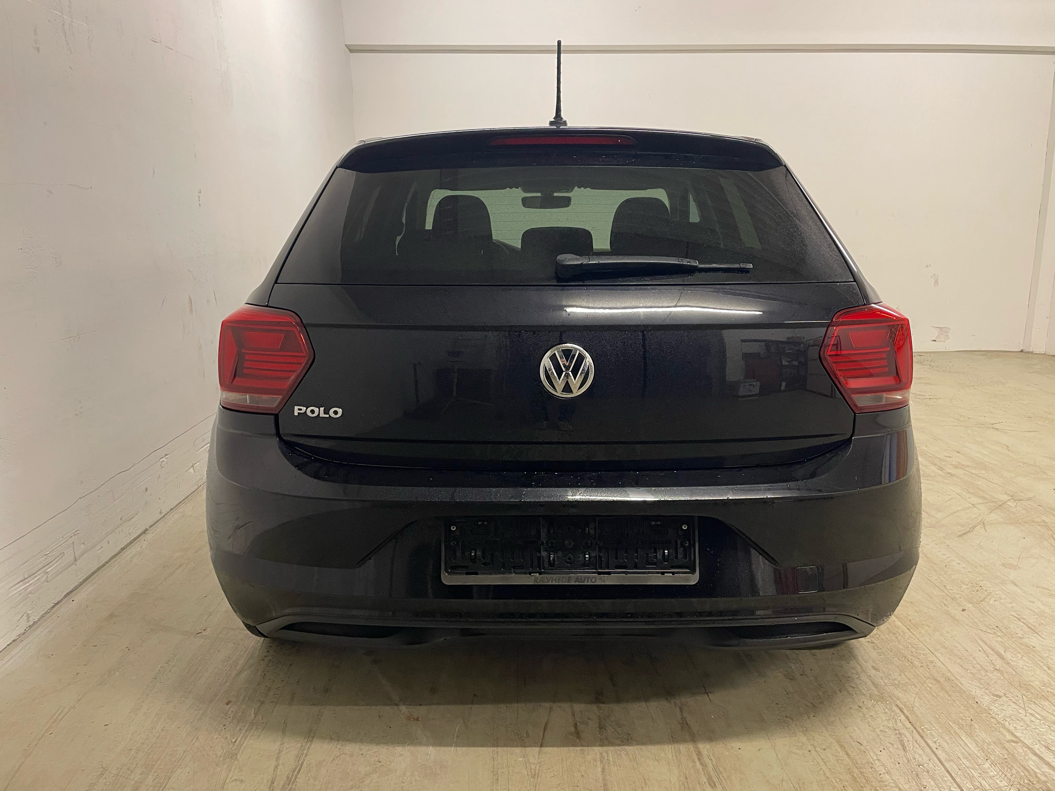 Sort VW Polo fra 2019