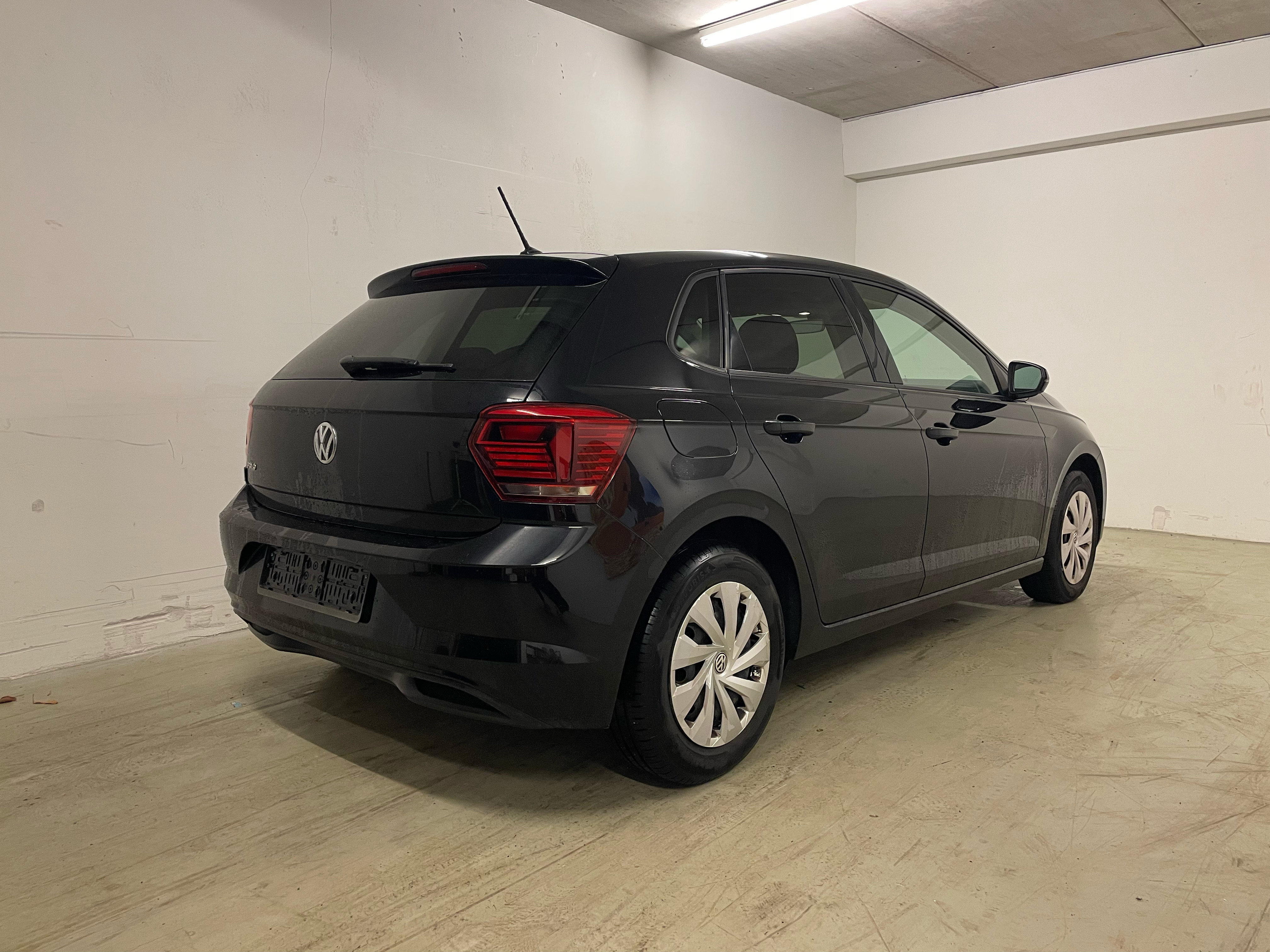 Sort VW Polo fra 2019