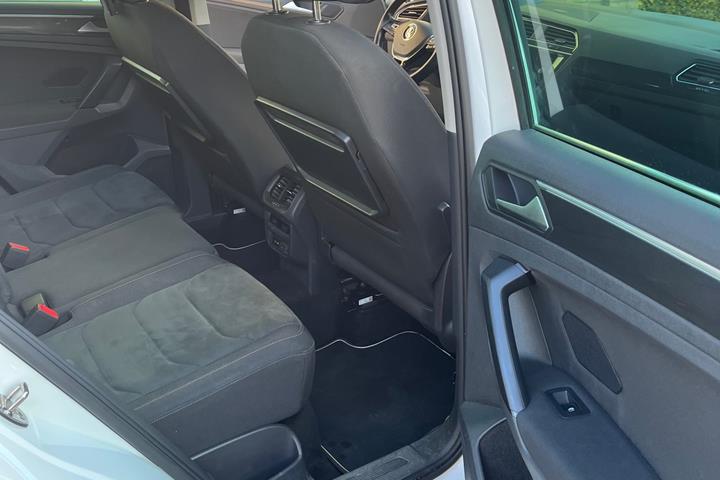 Hvid VW Tiguan fra 2018