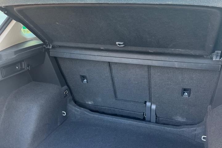 Hvid VW Tiguan fra 2018