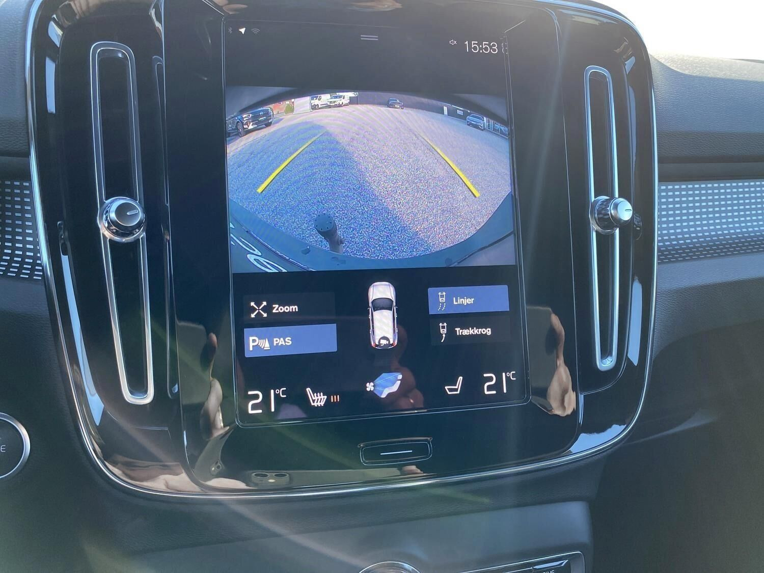 Beige Volvo XC40 fra 2021