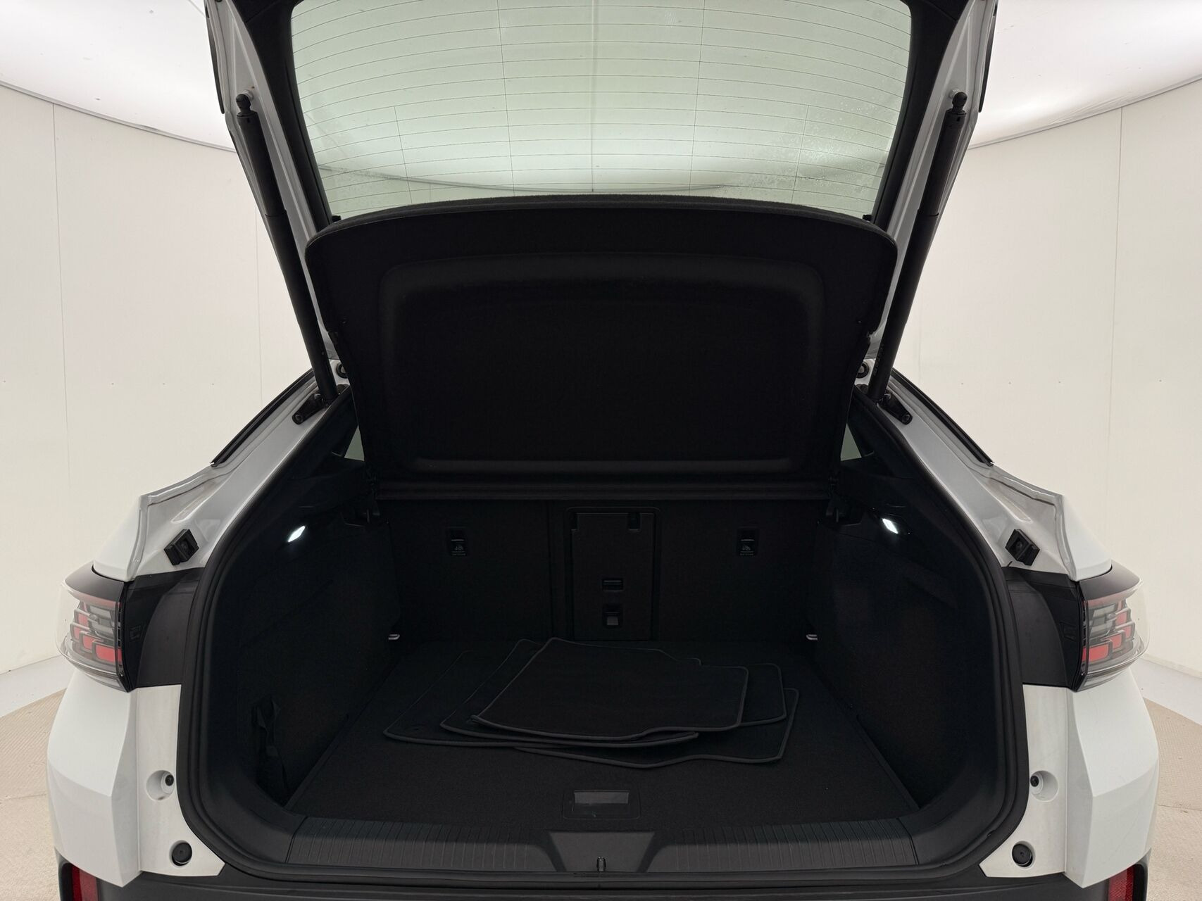 Hvid VW ID.5 fra 2023