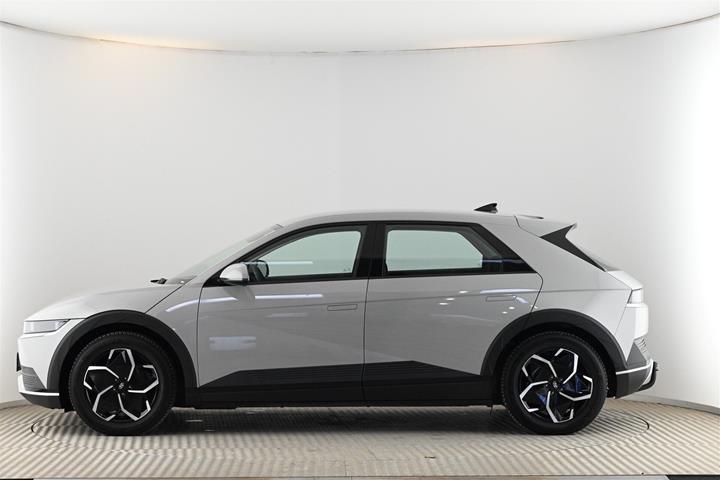 Grå Hyundai Ioniq 5 fra 2023