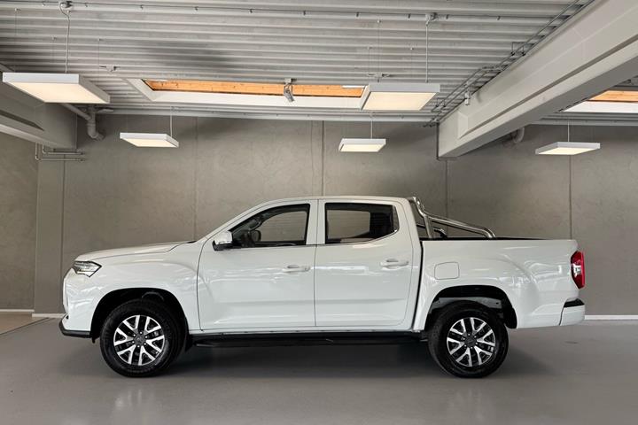 Hvid Maxus eT90 fra 2026