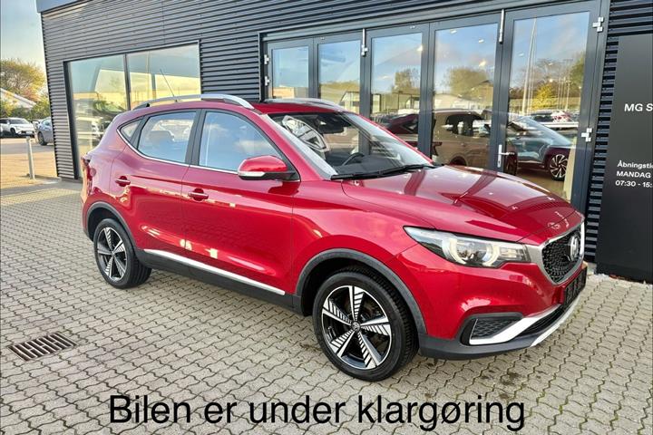 Rød MG ZS EV fra 2021