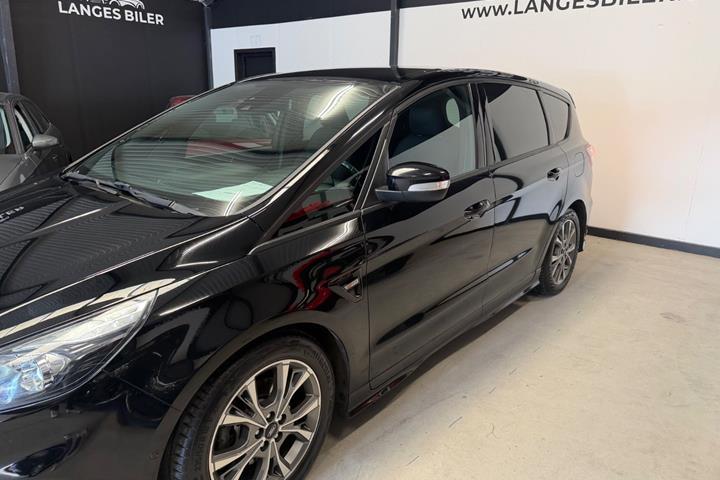 Sort Ford S-MAX fra 2019