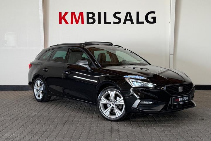 Sort Seat Leon fra 2021 set udefra