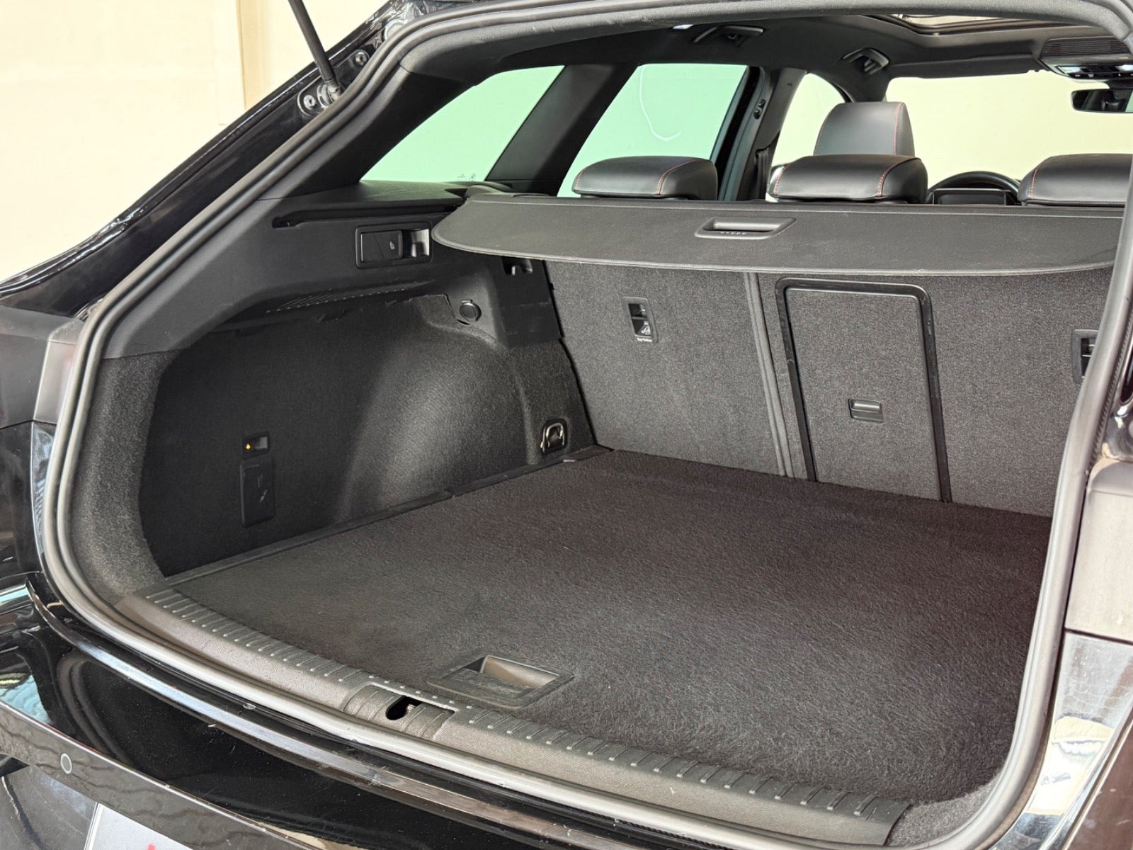 Sort Seat Leon fra 2021