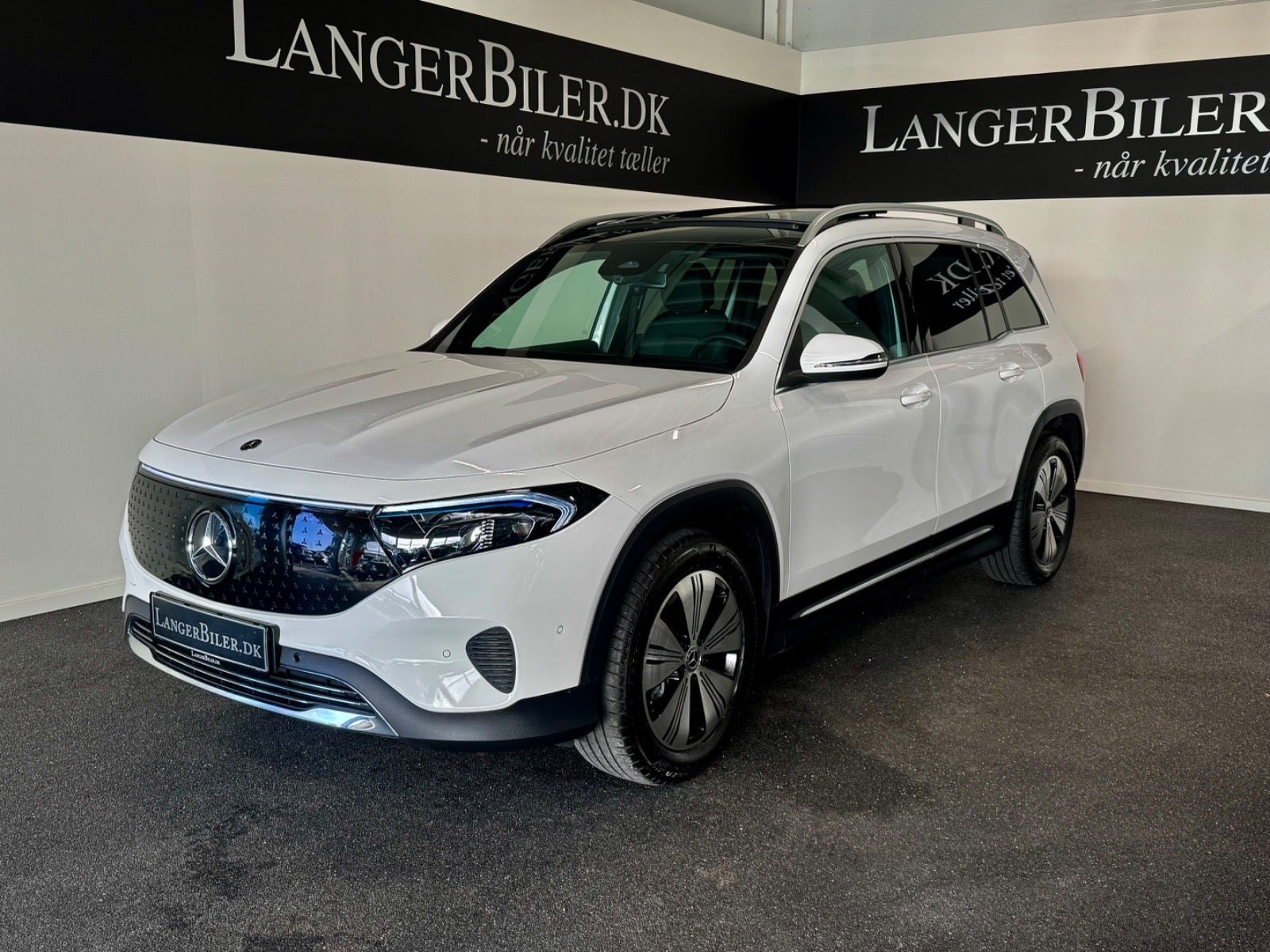 Mercedes EQB300 Progressive Advance Plus 4Matic