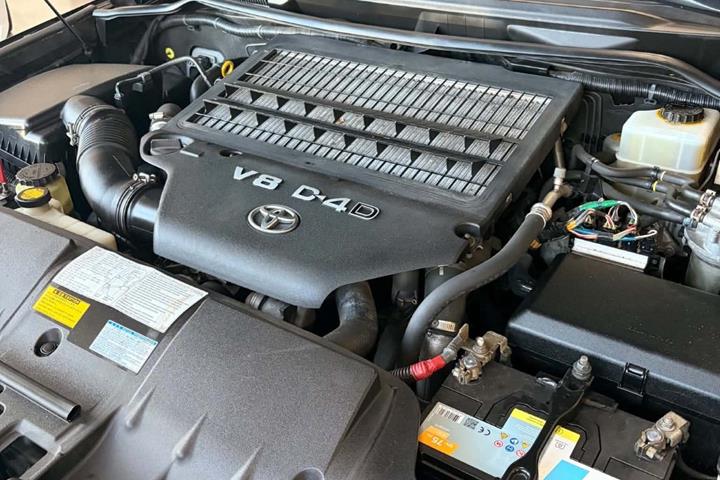 undefined Toyota Land Cruiser fra 2013