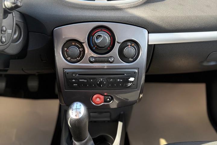 undefined Renault Clio III fra 2012