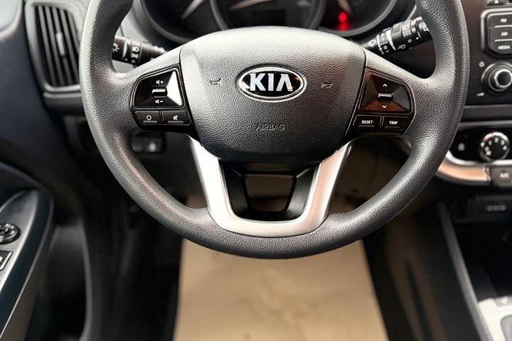 undefined Kia Rio fra 2014