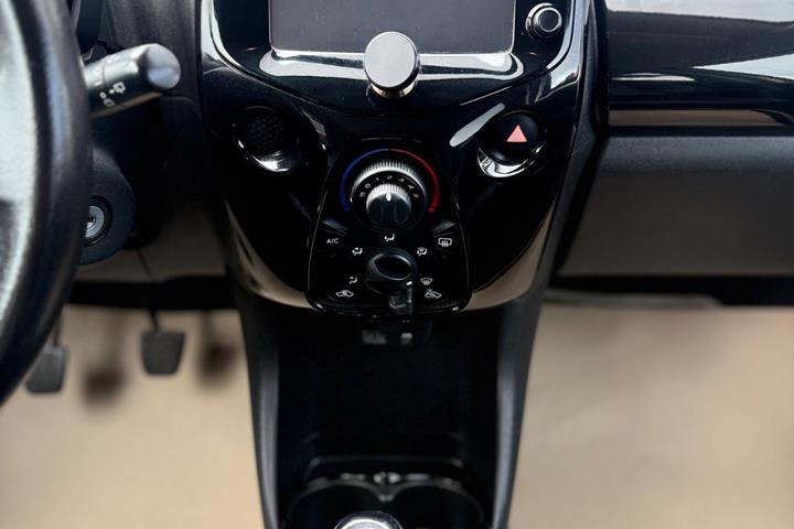 undefined Toyota Aygo fra 2015