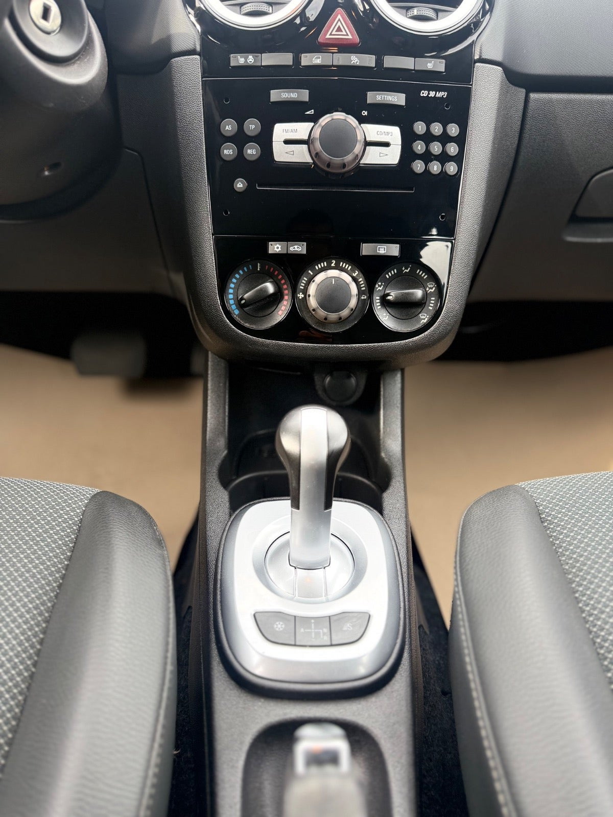 undefined Opel Corsa fra 2010