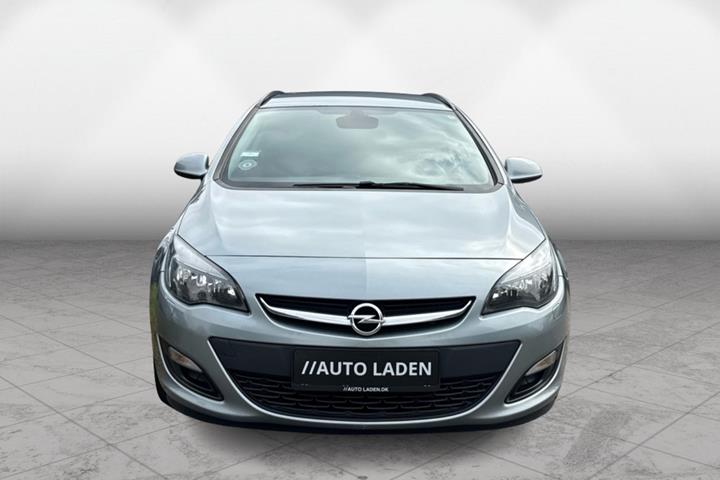 undefined Opel Astra fra 2015