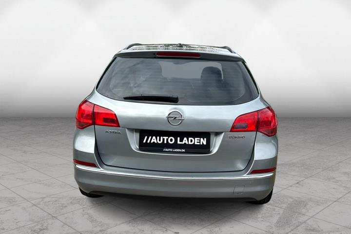 undefined Opel Astra fra 2015