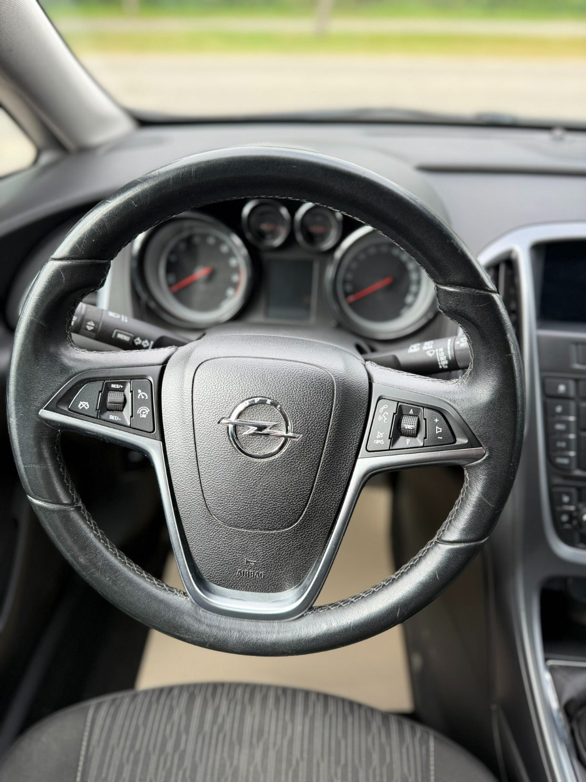 undefined Opel Astra fra 2015
