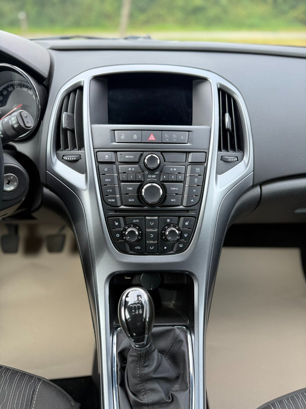 undefined Opel Astra fra 2015