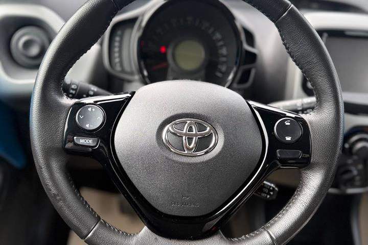 undefined Toyota Aygo fra 2015