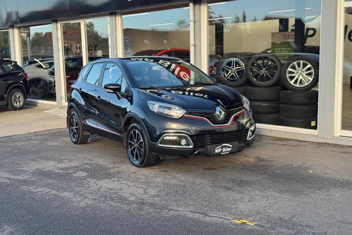Sort Renault Captur fra 2016