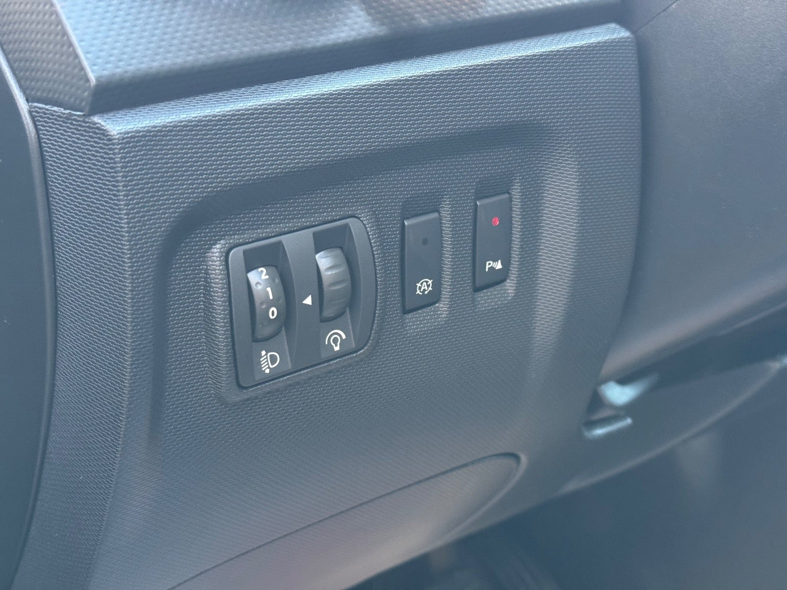 Sort Renault Captur fra 2016