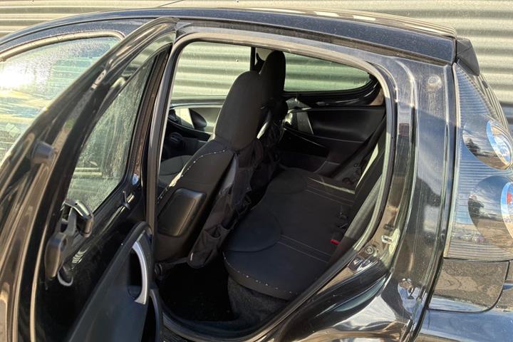 Sort Citroën C1 fra 2014