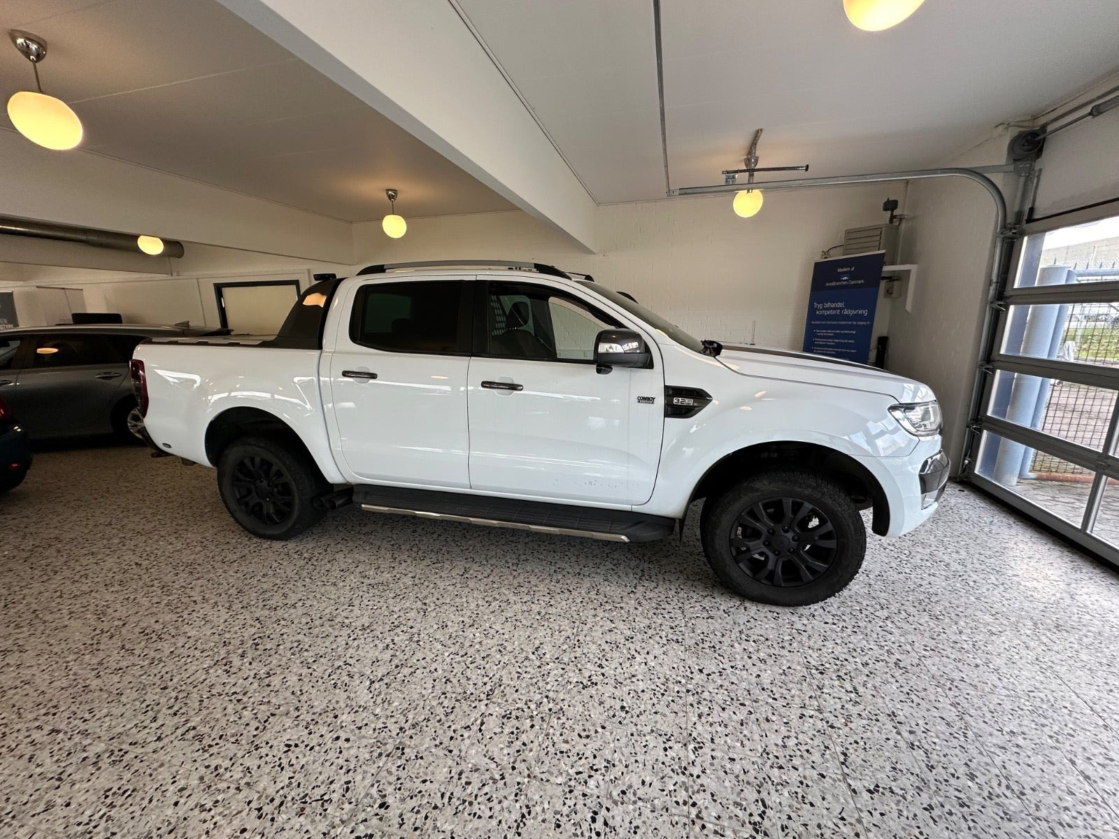 Hvid Ford Ranger fra 2019