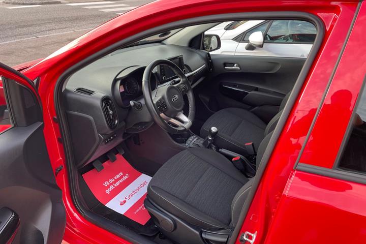 Rød Kia Picanto fra 2019