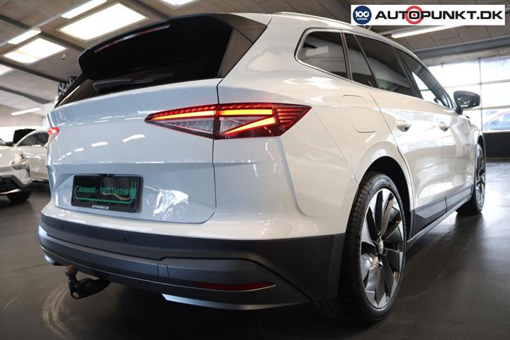 Hvid Skoda Enyaq fra 2021