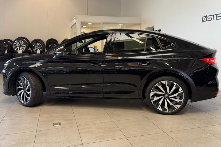 Sort Skoda Enyaq fra 2026