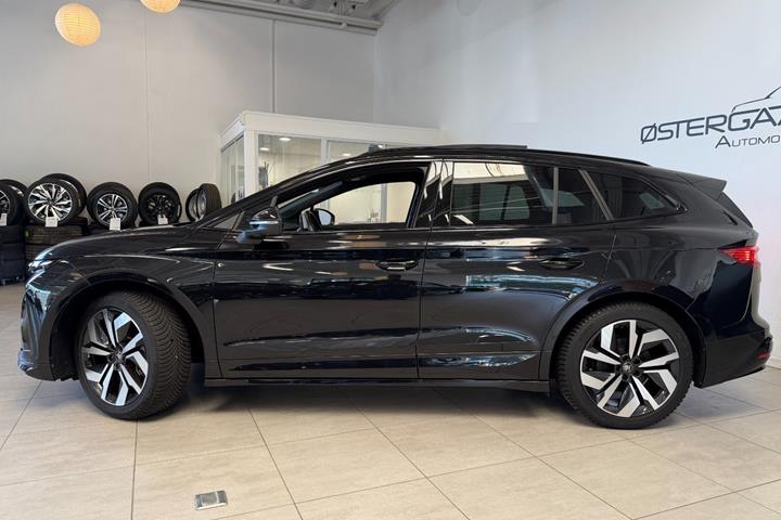 Sort Skoda Enyaq fra 2026