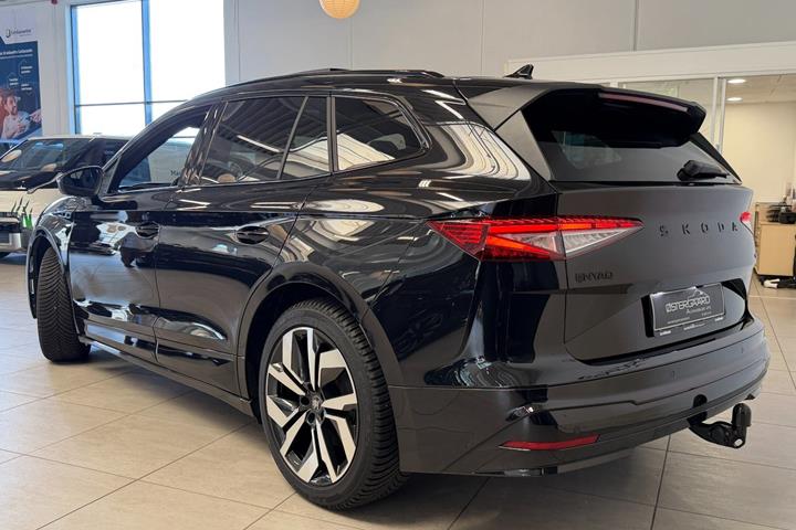 Sort Skoda Enyaq fra 2026