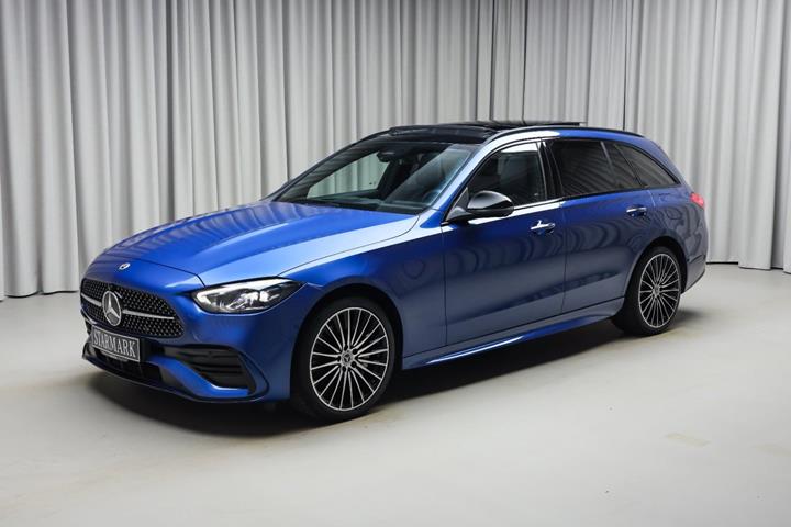 Blå Mercedes C300 e fra 2023