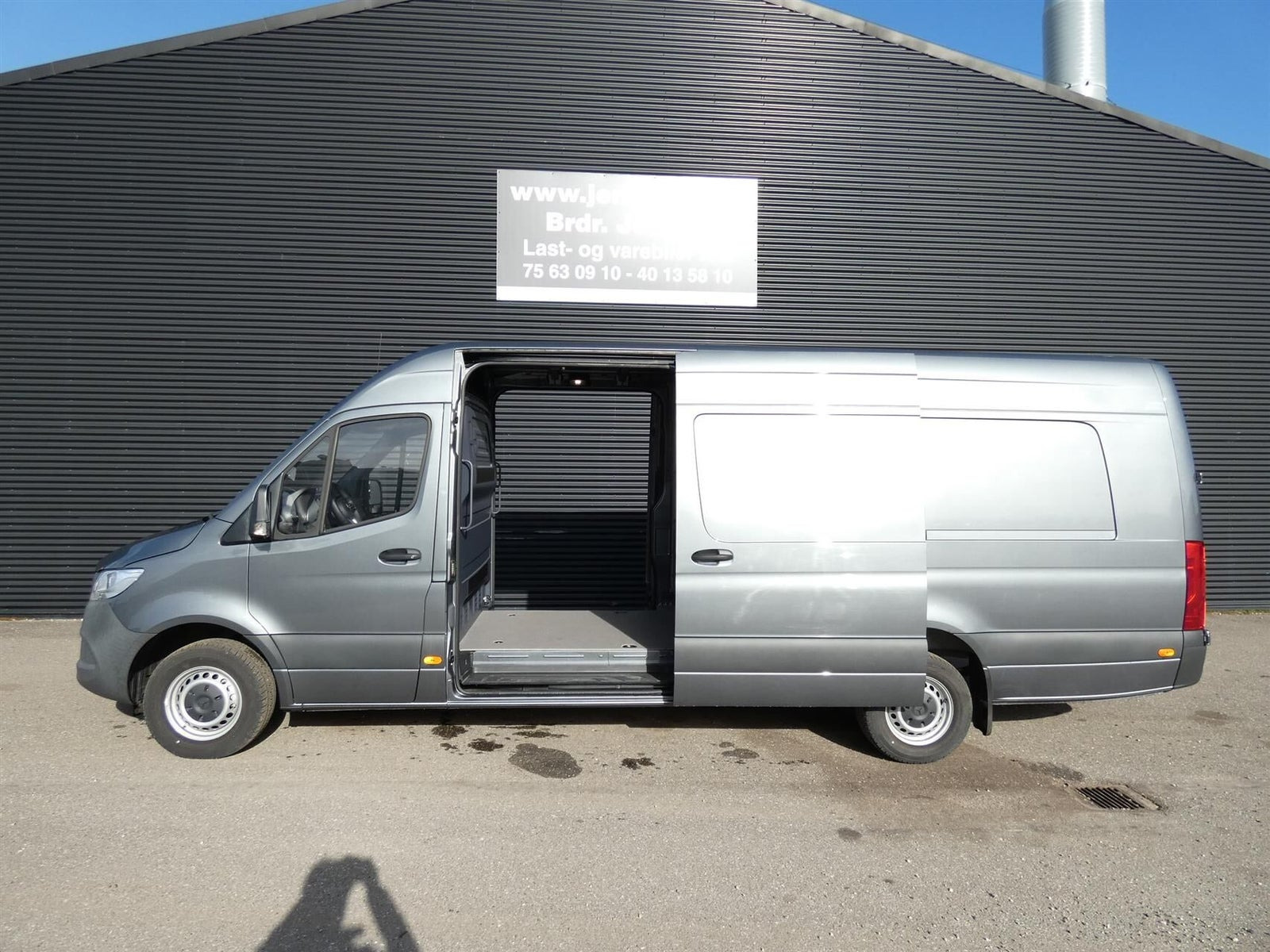 Mercedes Sprinter 317 2,0 CDi A4 Kassevogn aut. RWD