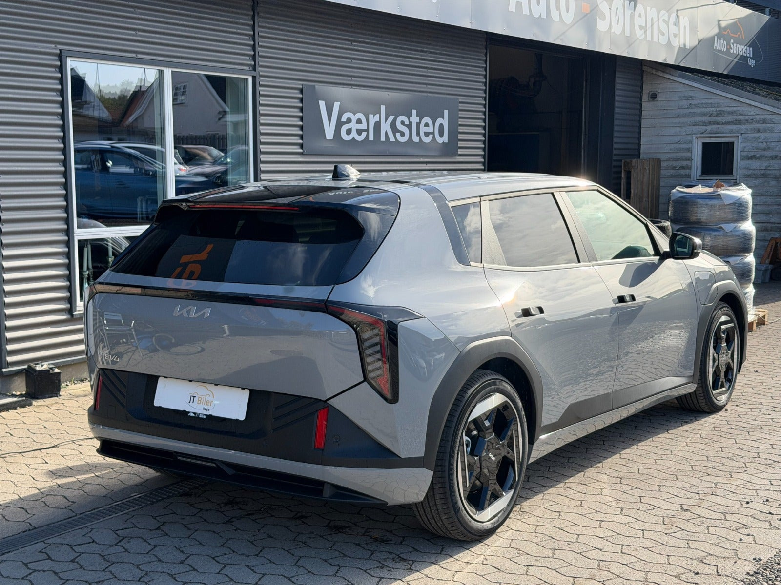Grå Kia EV4 fra 2026
