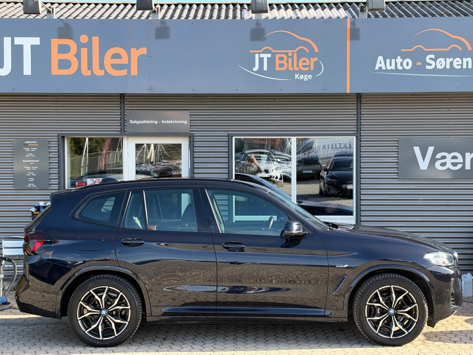 Sort BMW X3 fra 2022