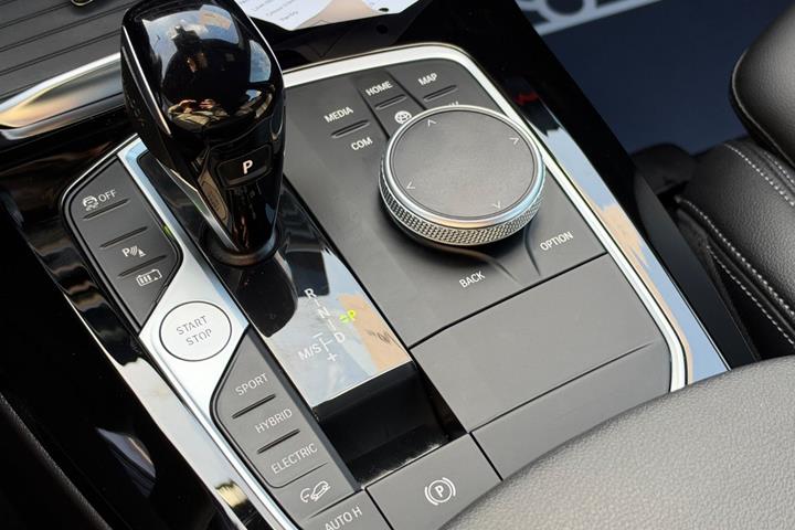 Sort BMW X3 fra 2022