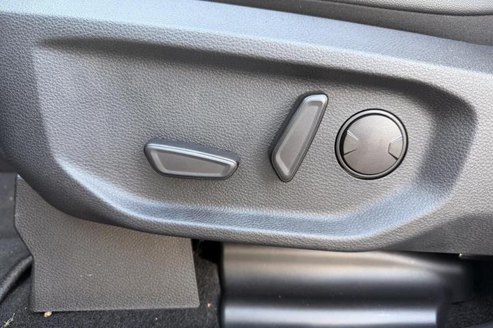 Grå Ford Ranger fra 2026