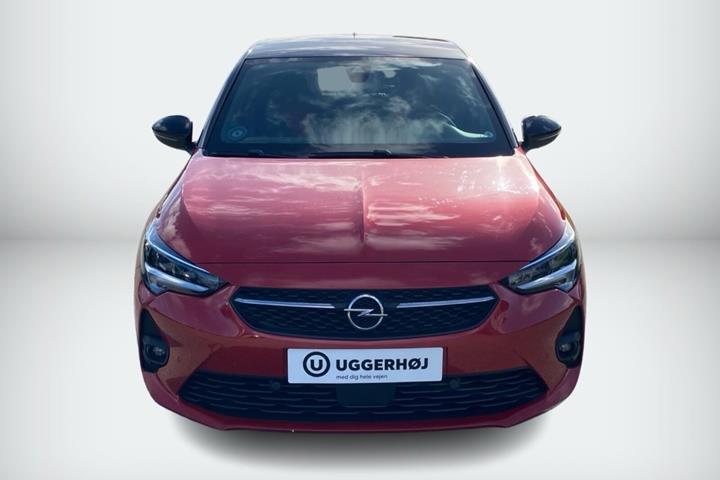 Rød Opel Corsa-e fra 2021