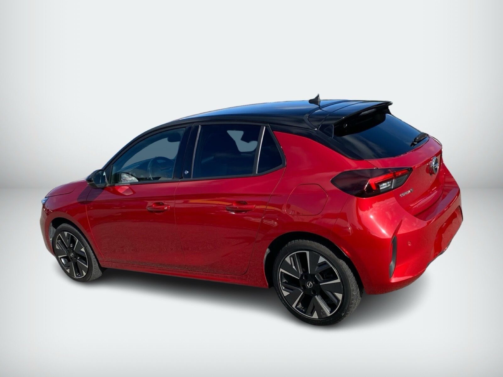 Rød Opel Corsa-e fra 2021
